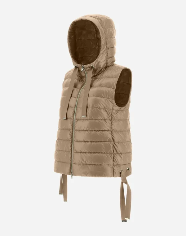 Gilet Con Cappuccio In Nylon Ultralight>Herno Clearance