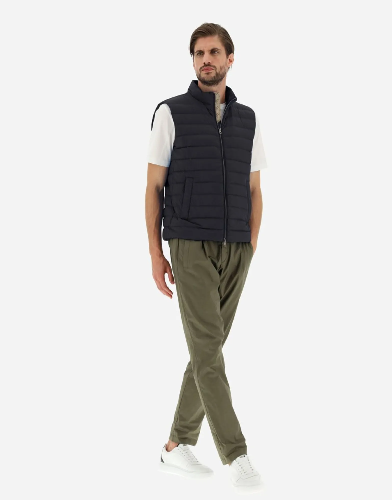 gilet_in_nuage_con_dettag_1.webp Gilet In Nuage Con Dettagli Monogram>Herno Clearance