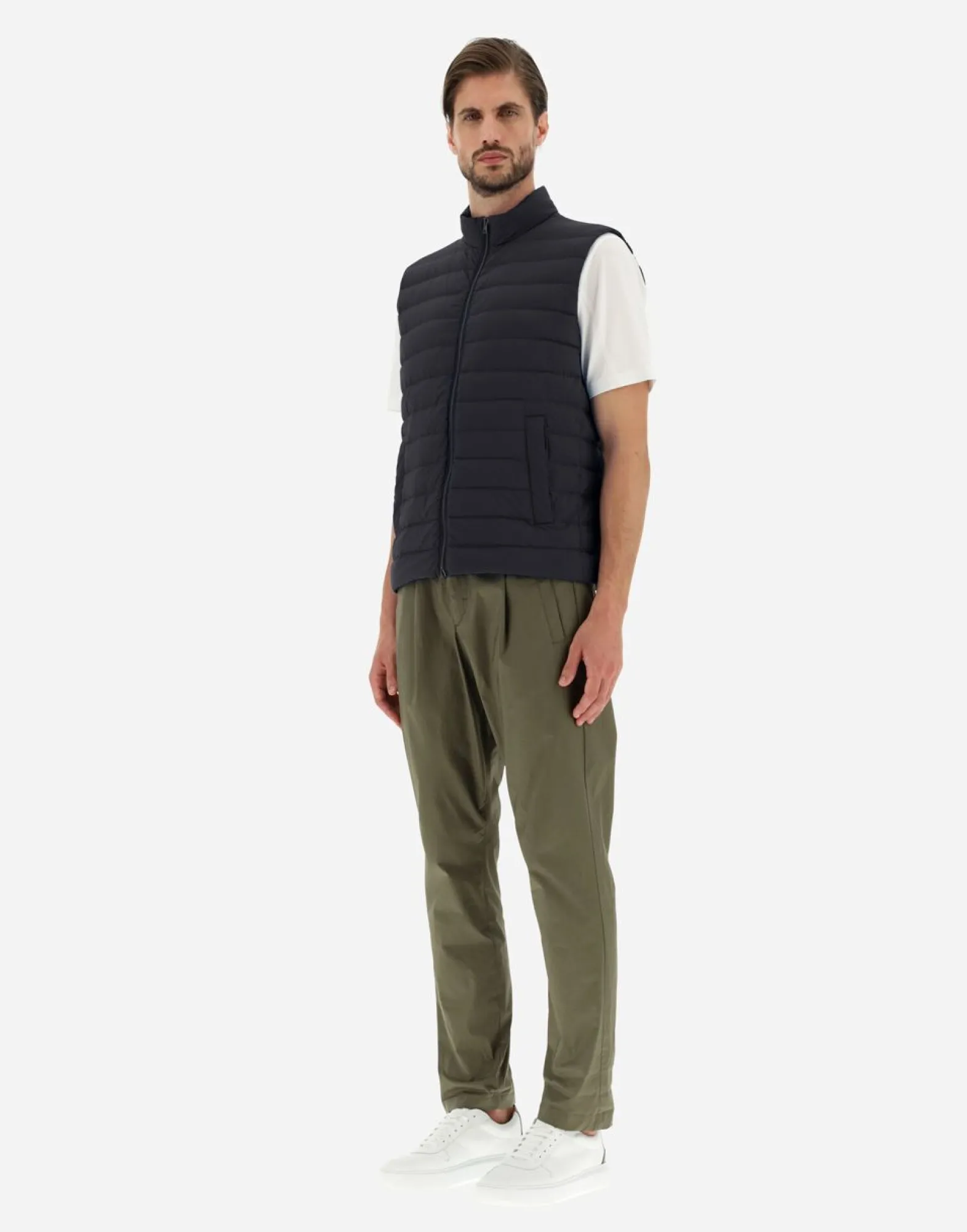 gilet_in_nuage_con_dettag_5.webp Gilet In Nuage Con Dettagli Monogram>Herno Clearance